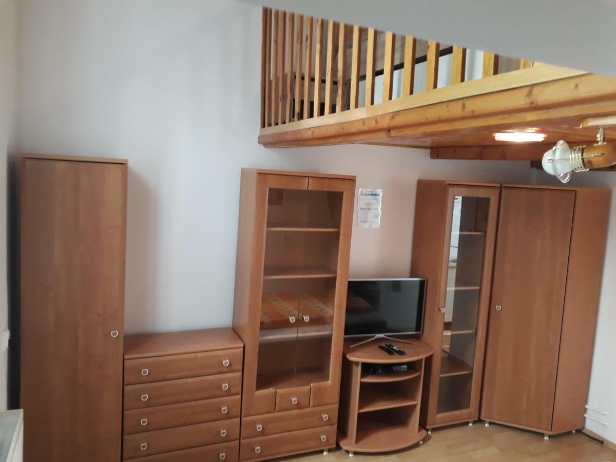 Apartman Pavilon D-Peter Vysoké Tatry Exteriör bild